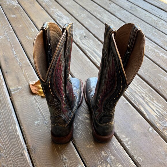 Ariat Vaquera Black & Red Leather Western Boot #10019934 in Women's 7.5B - Picture 9 of 11